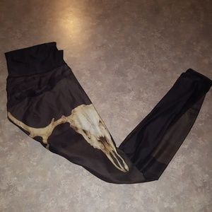 Deer medicine hot pant